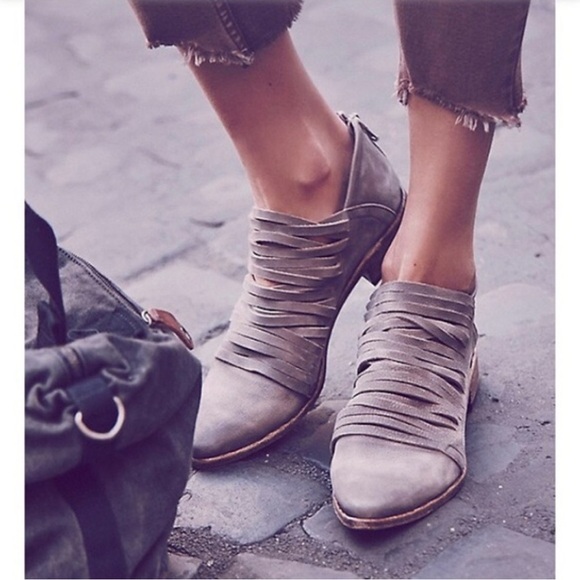 Free People FP Lost Valley Ankle Boots Women’s 38 Booties Metallic Beige Straps - Picture 1 of 16